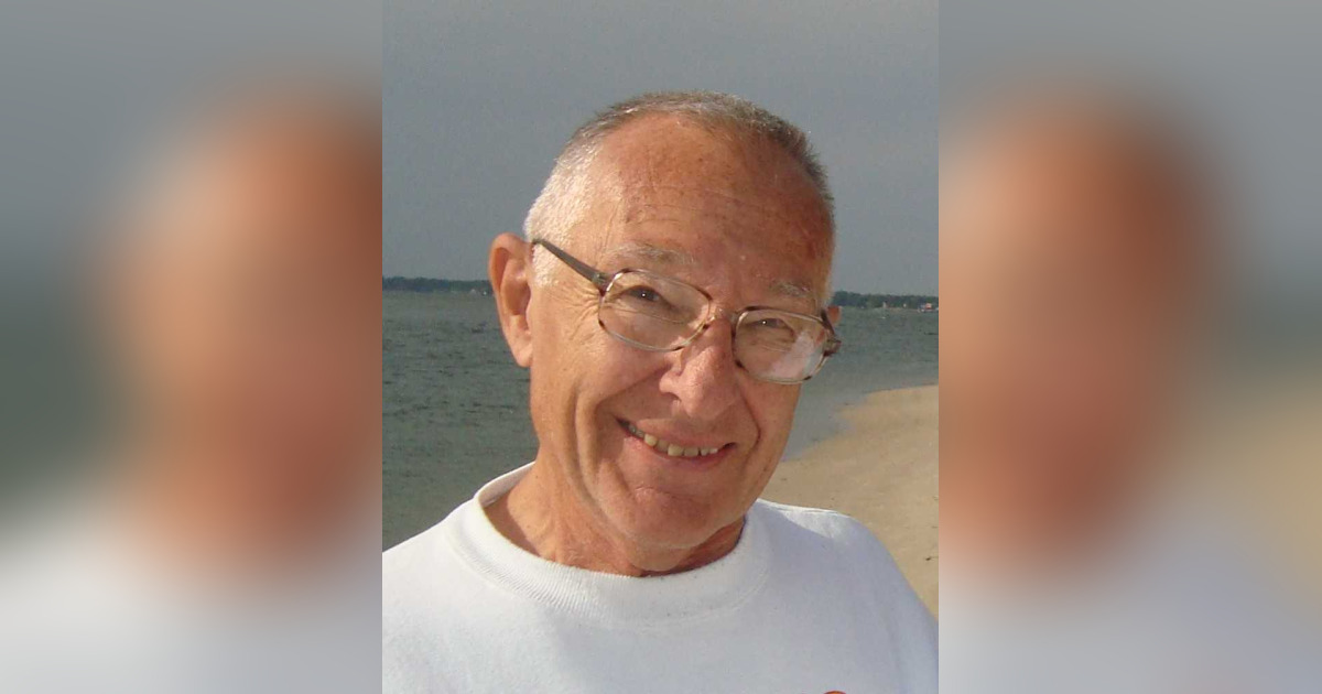 Robert Gilchrist Obituary April 7, 2023 Tabor Funeral Home, Inc. Brighton, CO