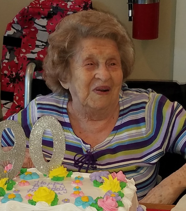 Obituary for Maxine Hedrick Beck Fitzgerald J. C. Green & Sons