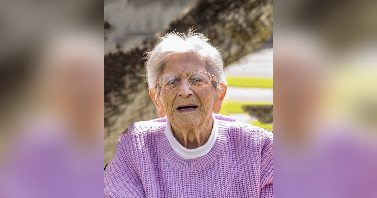 Obituary for Rose Marie (DelleChiaie) Palermo Richardson Funeral Home