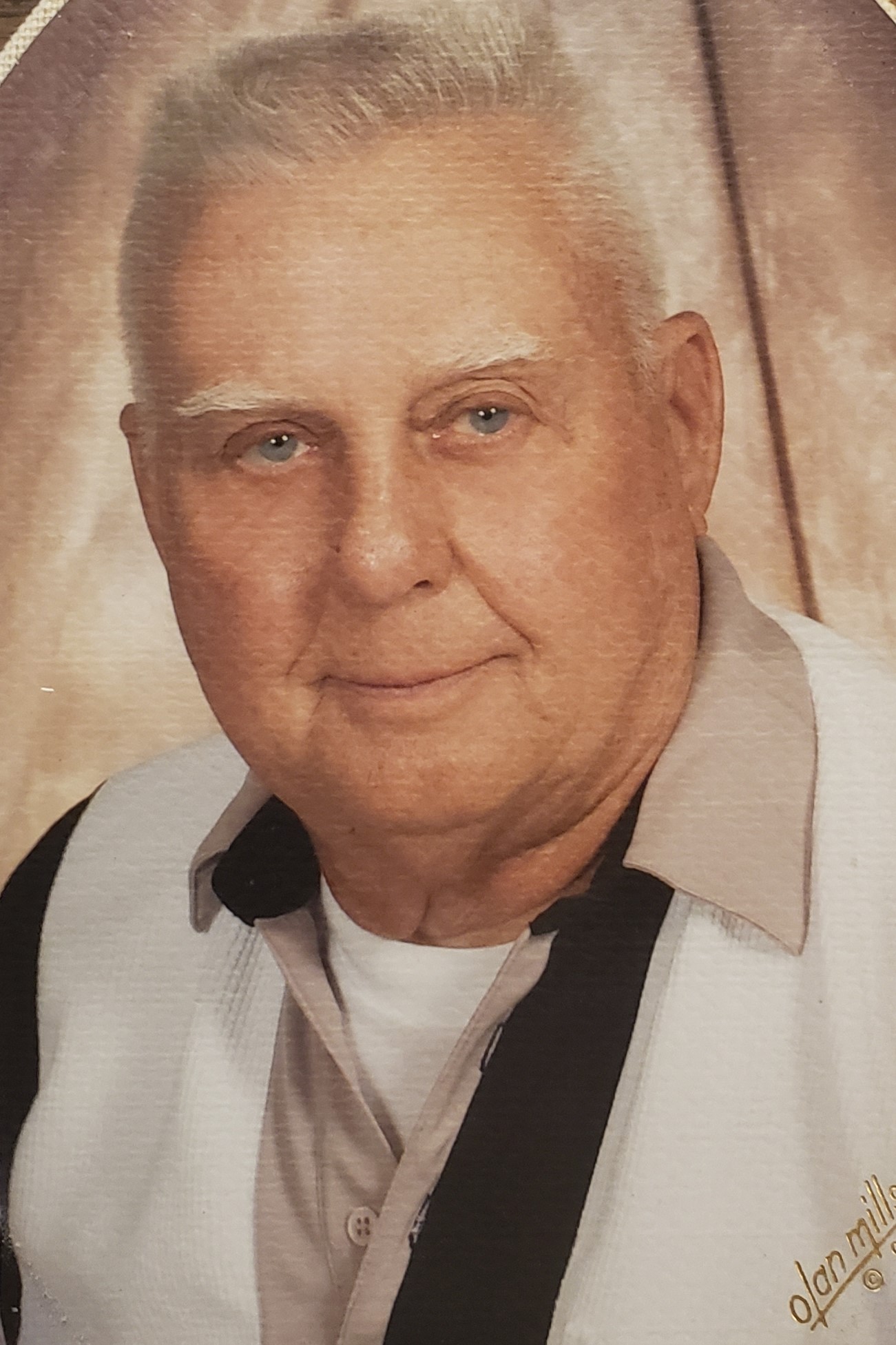 Obituary for Thompson Elmwood Funeral Home & Memorial Park