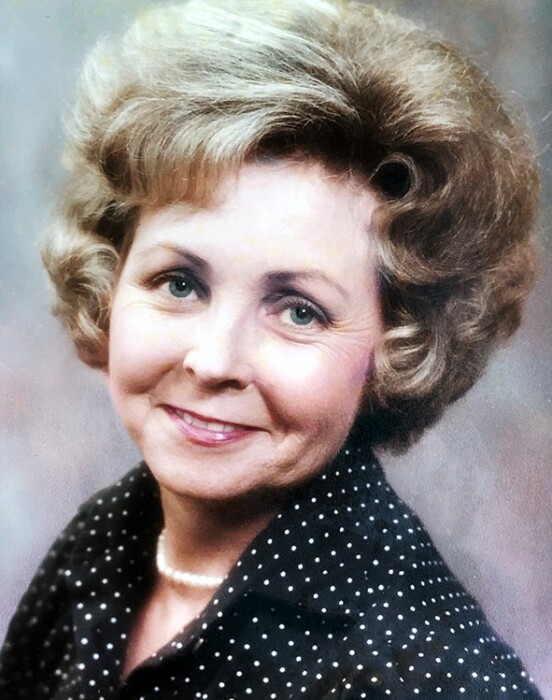 Obituary for Maxine (Huse) Maxwell Clifton Funeral Home