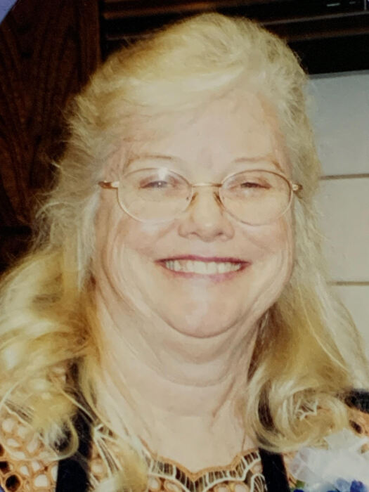 Obituary for Earleen (Moore) Messer Clifton Funeral Home