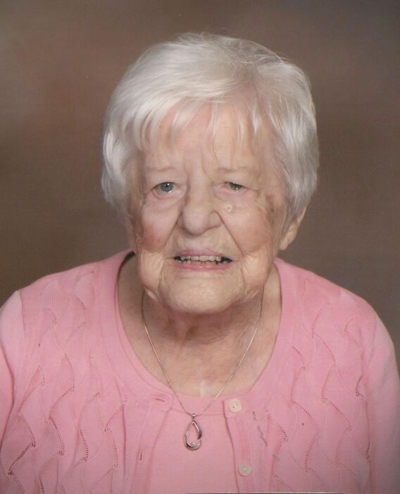 Esther Miller Obituary November 23, 2020 Peterson Kraemer Funeral