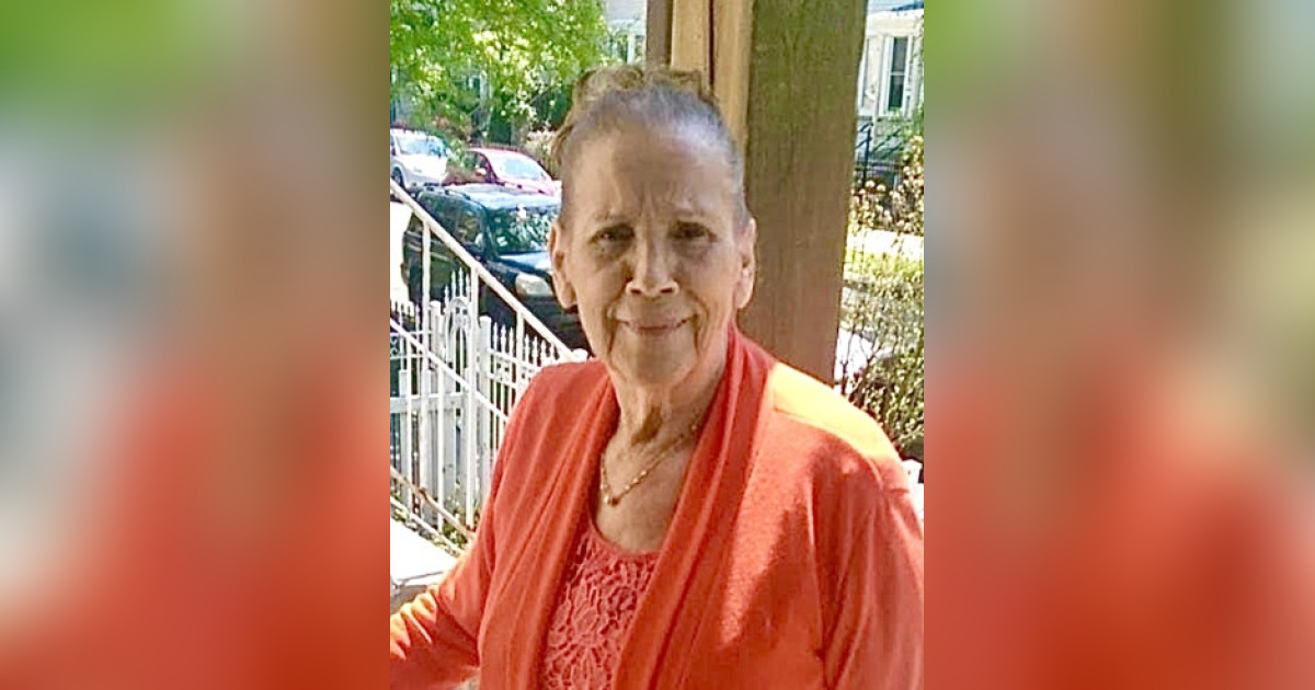 Obituary for Magaly Rodriguez Logan Square Funeral Home