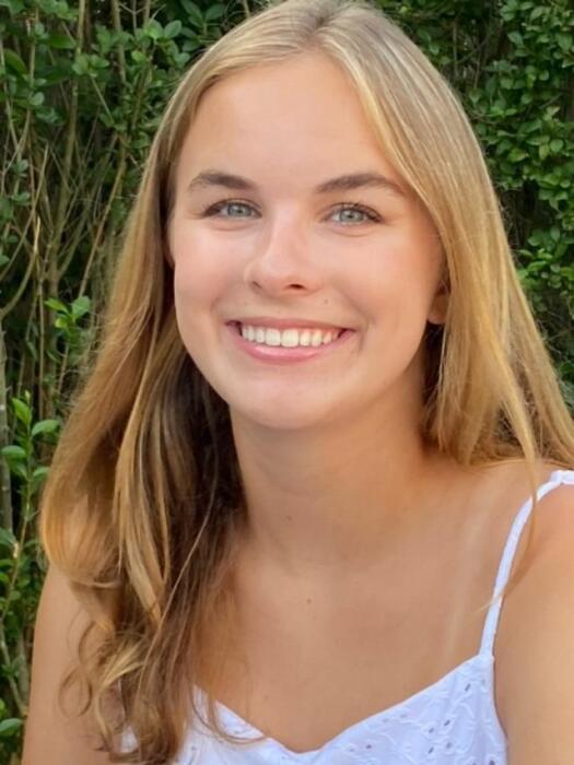 Julie Obituary Mar 22, 2024 Southampton, NY