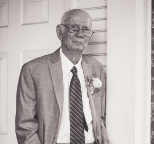 Robert "Bob" Lamont Childs