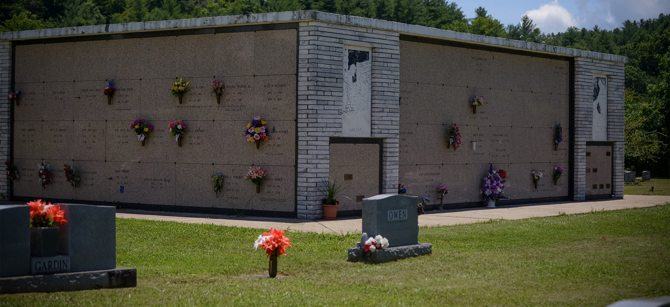 Blue Ridge Gardens of Memory | Pisgah Forest NC funeral home and cremation