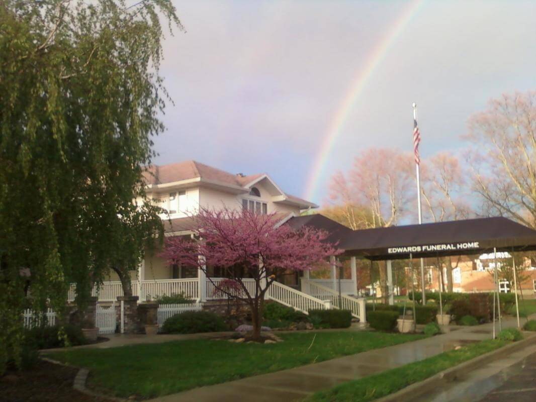 Edwards Funeral Home Arcola IL funeral home and cremation