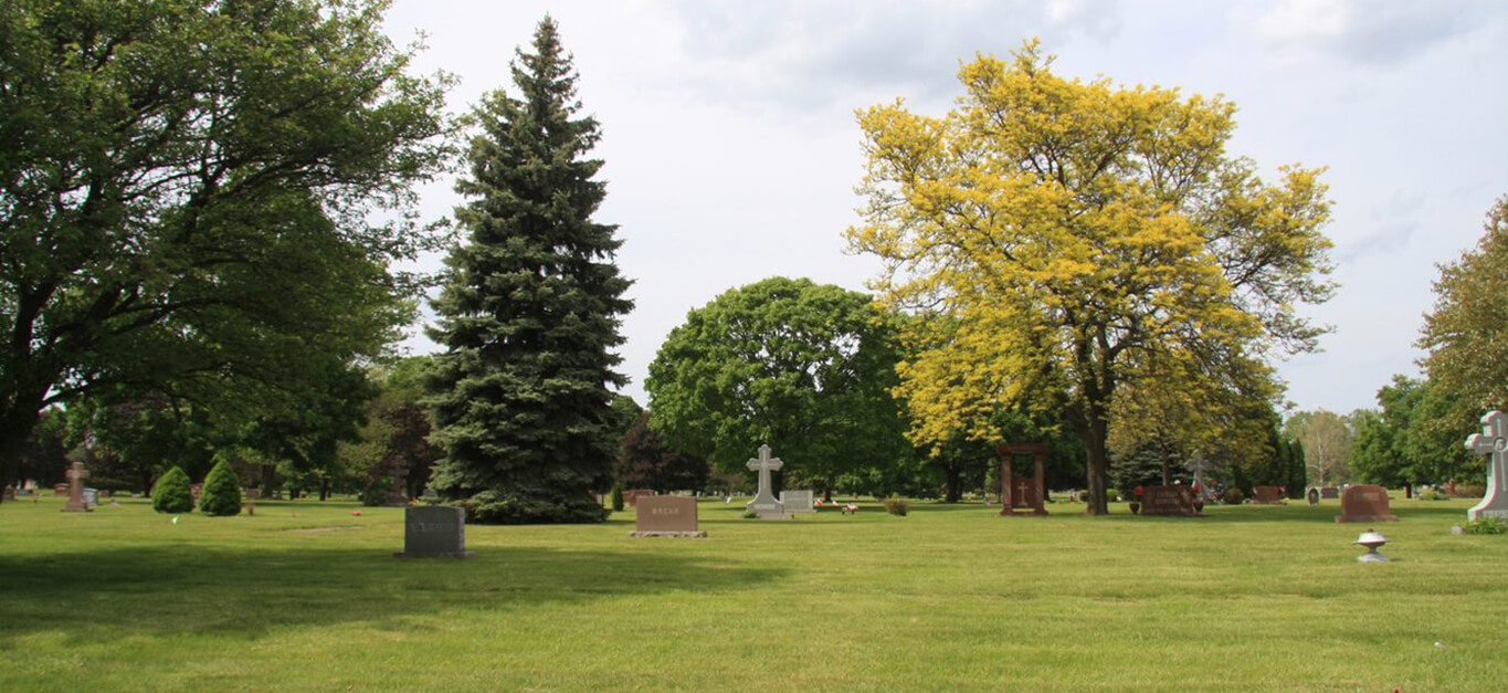 Grand Lawn Cemetery Detroit MI funeral home and cremation