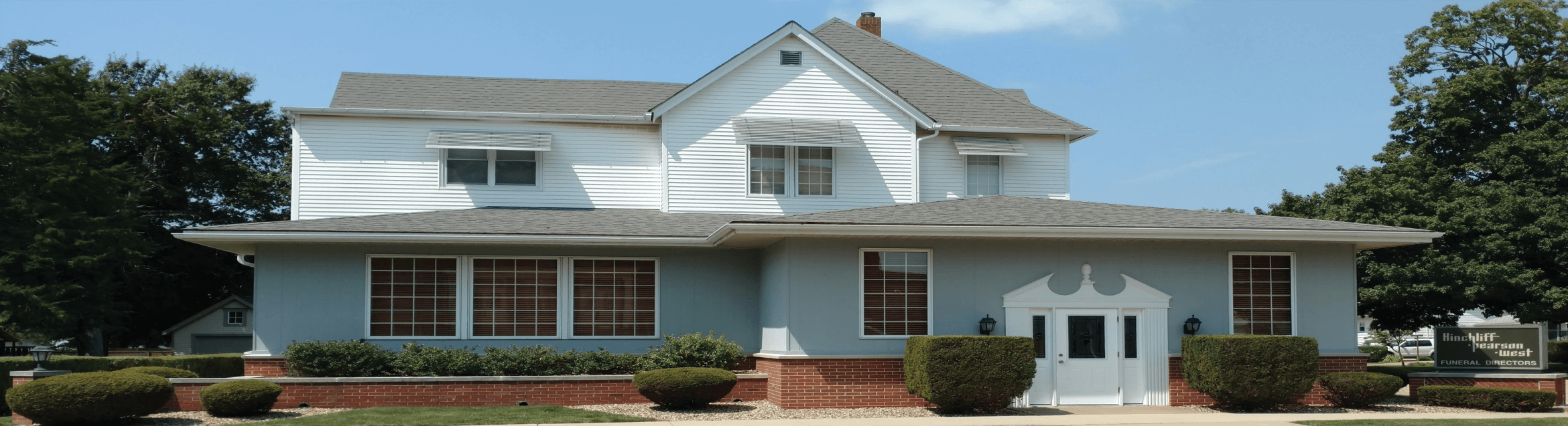 HinchliffPearsonWest, Inc. Galesburg IL funeral home and cremation