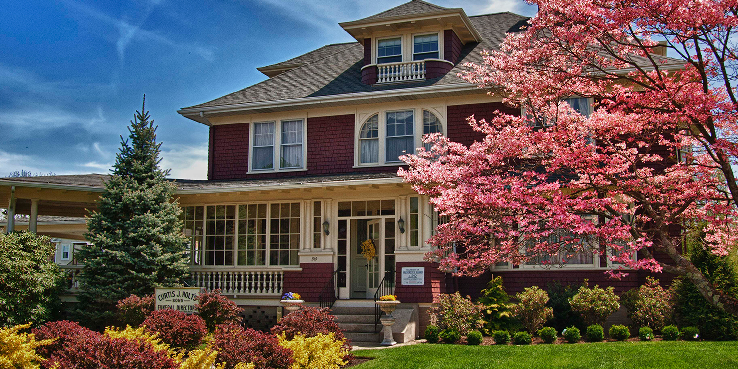 Holt Funeral Home Woonsocket RI funeral home and cremation