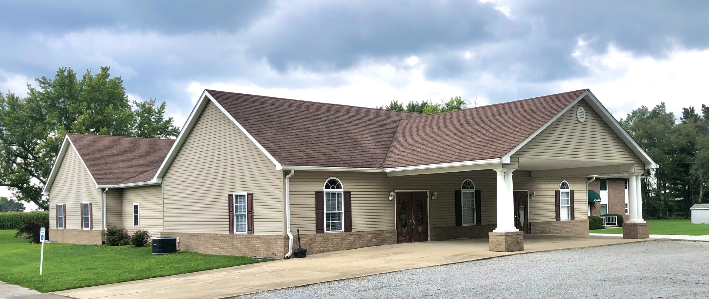 Newman Location Joines Funeral Home Villa Grove IL funeral home and