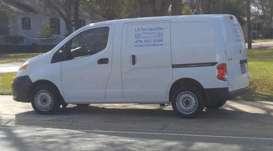 L.M. Pierce Funeral Home, Inc. Sandersville GA funeral home and cremation