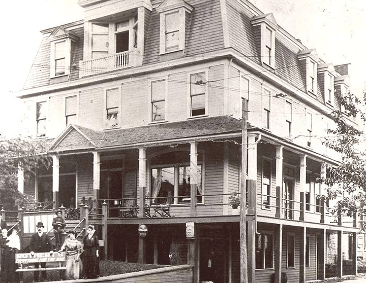 Meek & Dalla Valle Funeral Home, Inc. Windber PA funeral home and