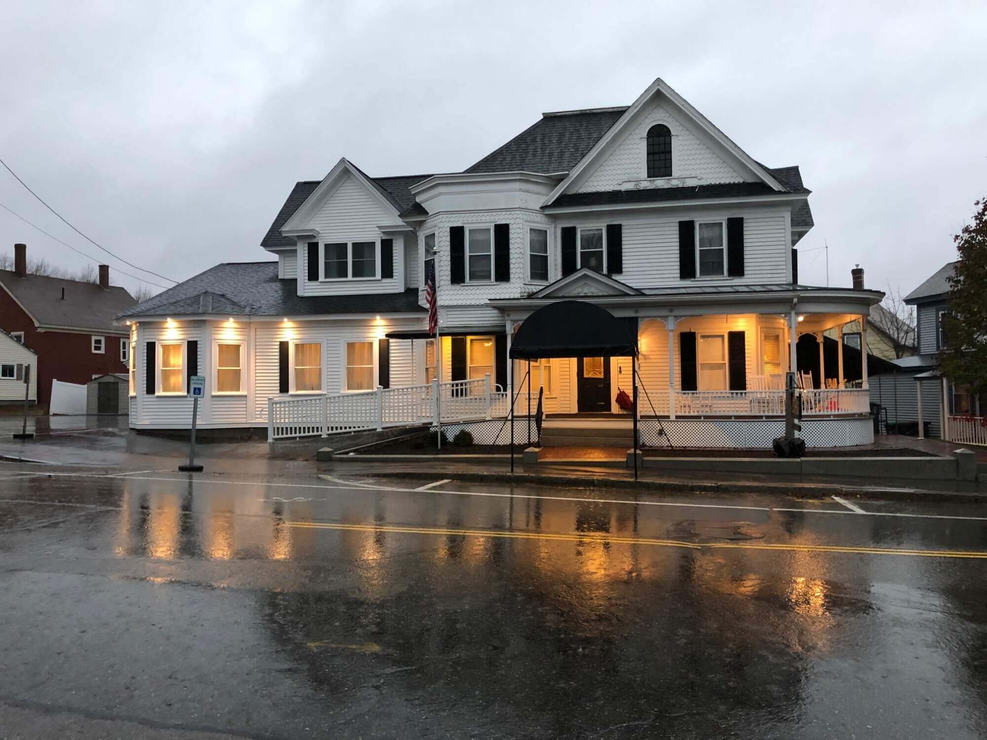 Roan Family Funeral Homes & Cremation Service