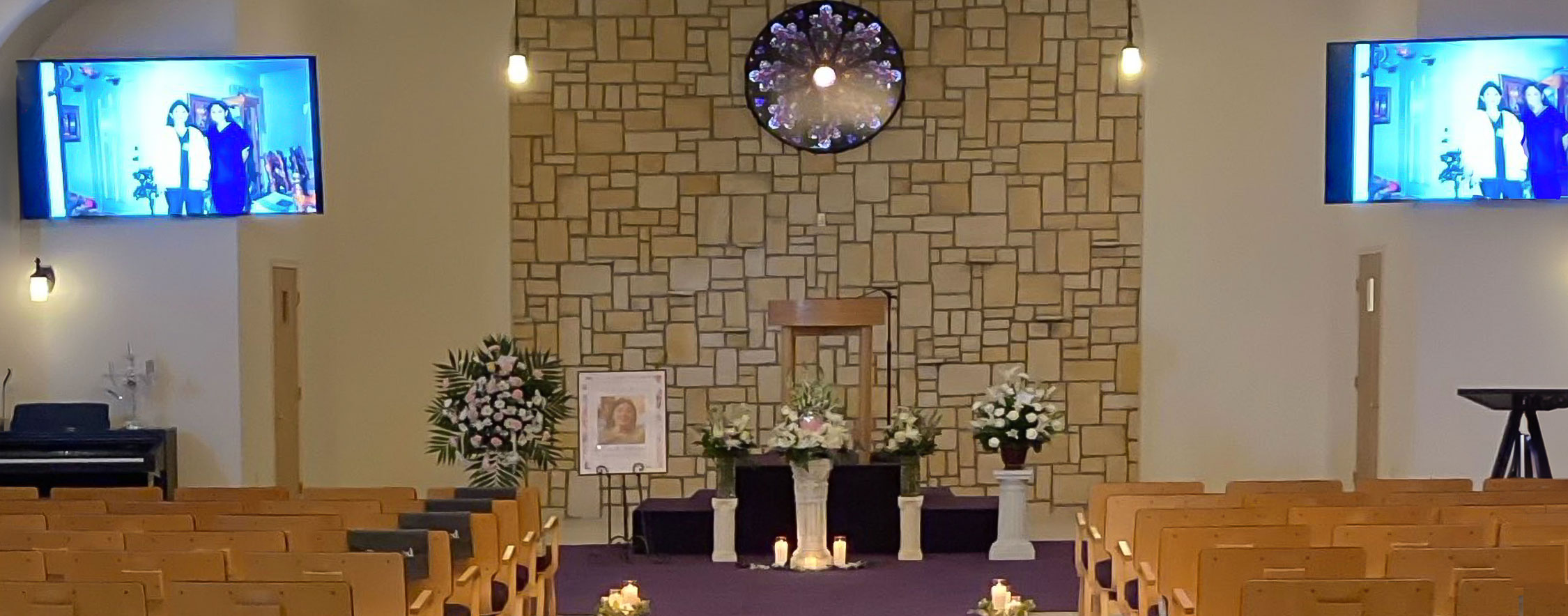 Roberts-Martinez Funeral Home | Haltom City TX funeral home and