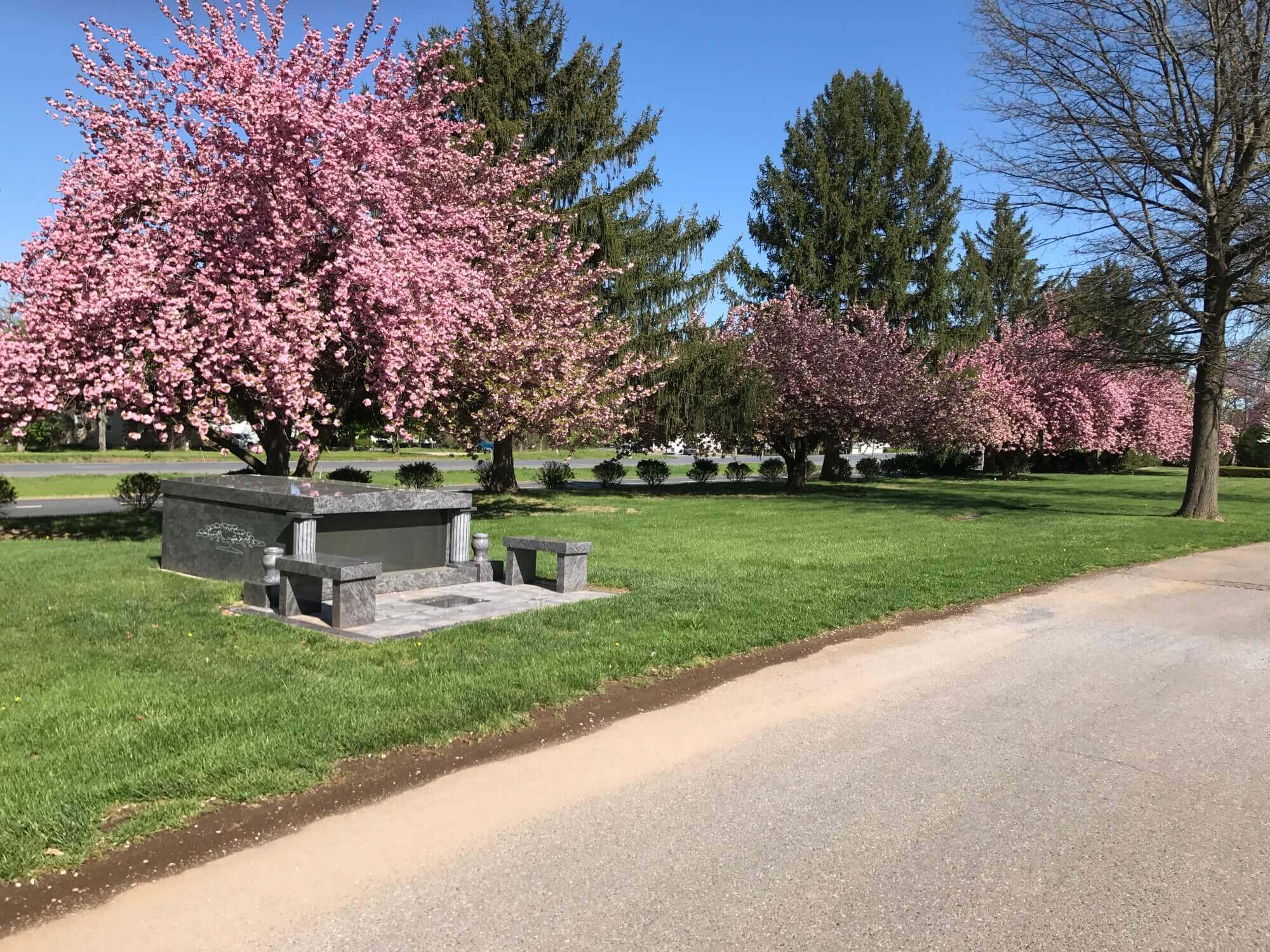Family Estates Resthaven Memorial Gardens, Funeral Home & Crematory