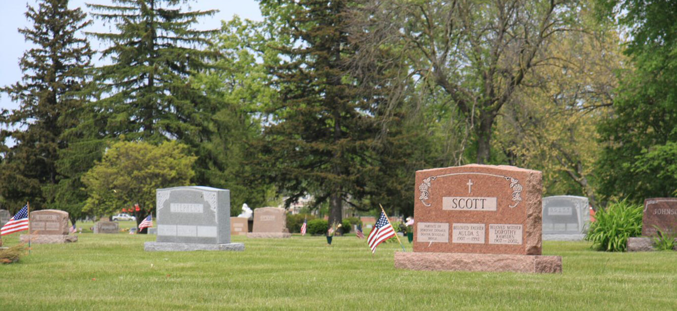 Roseland Park Cemetery Berkley MI funeral home and cremation