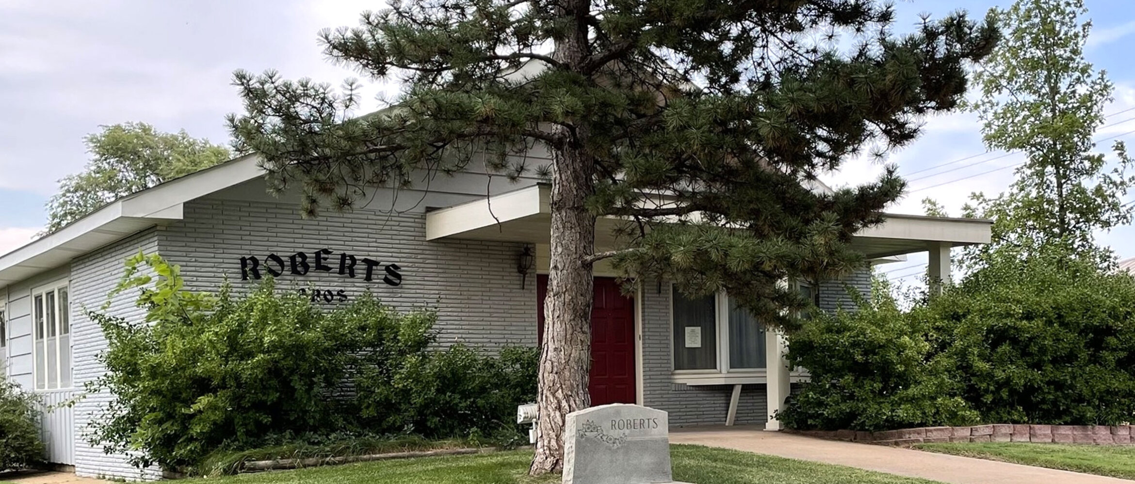 Roberts Brothers Funeral Home | Hooker OK funeral home and cremation
