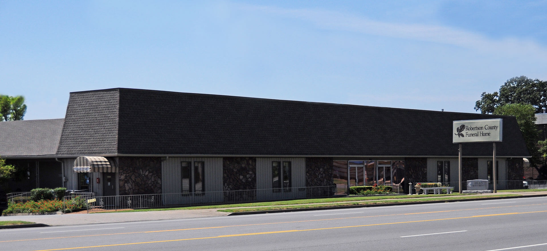 Robertson County Funeral Home | Springfield TN funeral home and cremation