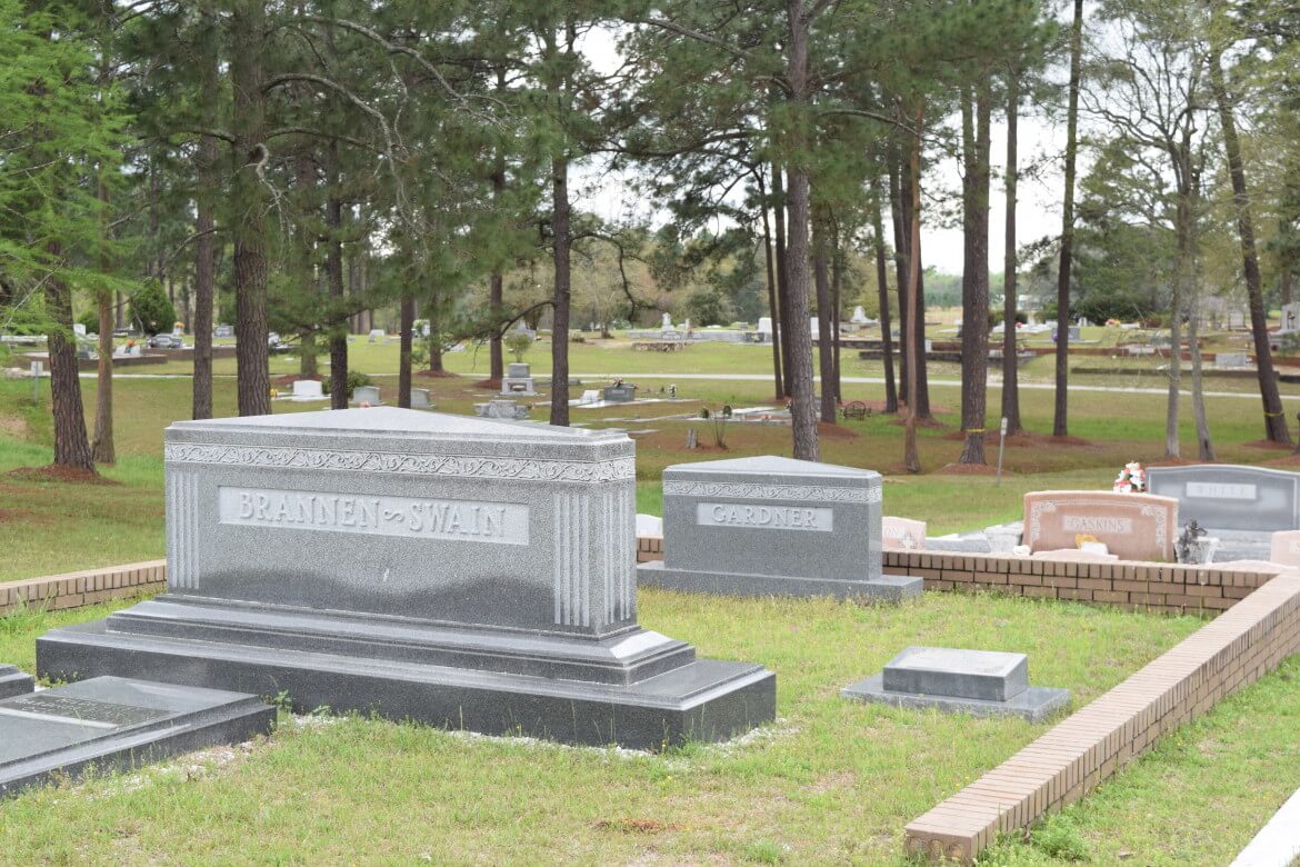 Monuments Swain Funeral Home Baxley GA funeral home and cremation