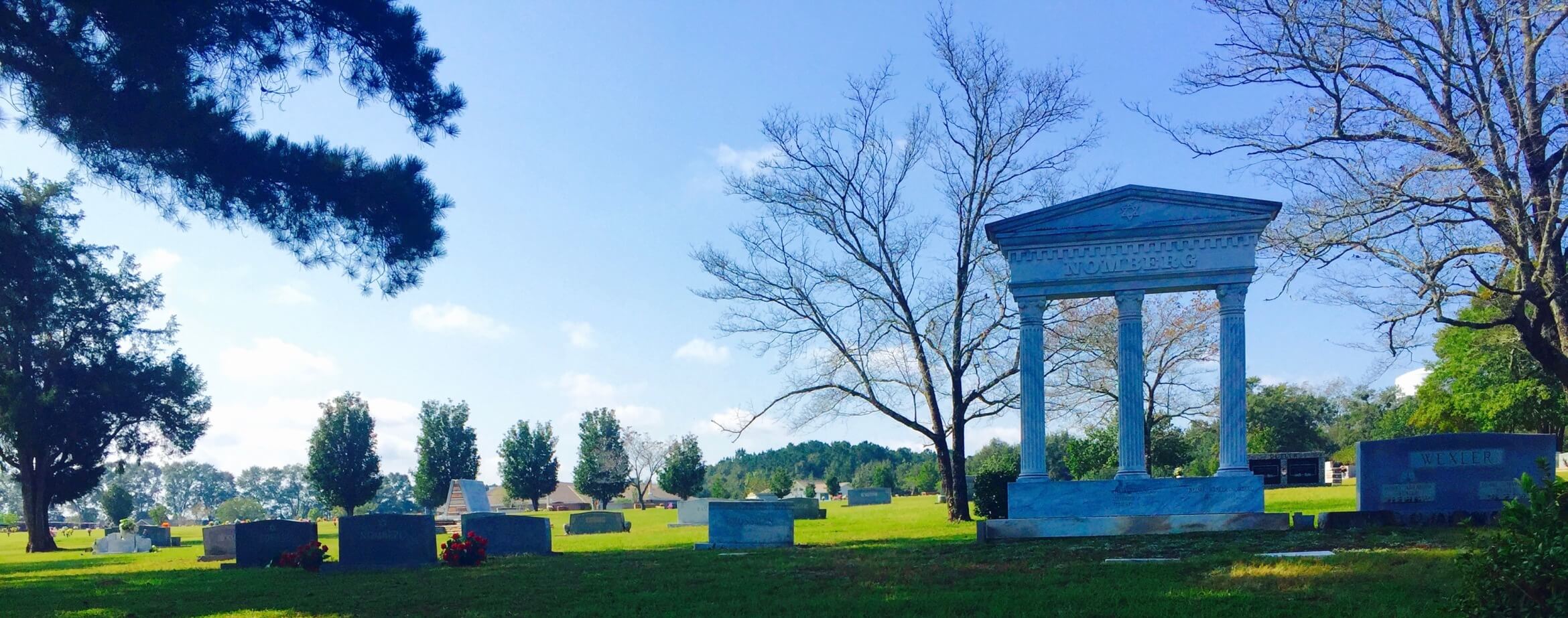 Memory Hill Cemetery located in Dothan, Alabama is a beautiful large