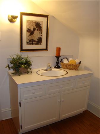 180 W. Fairlawn Blvd. 