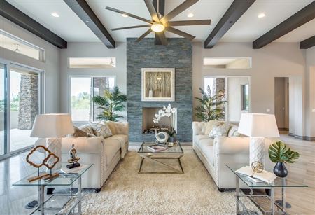 Scottsdale Luxury Stage 