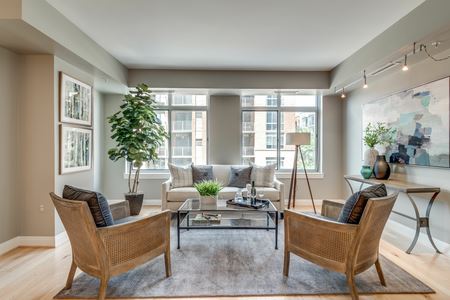 Reston, VA - Vacant Condo 