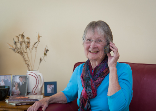 Volunteering - Leslie on phone