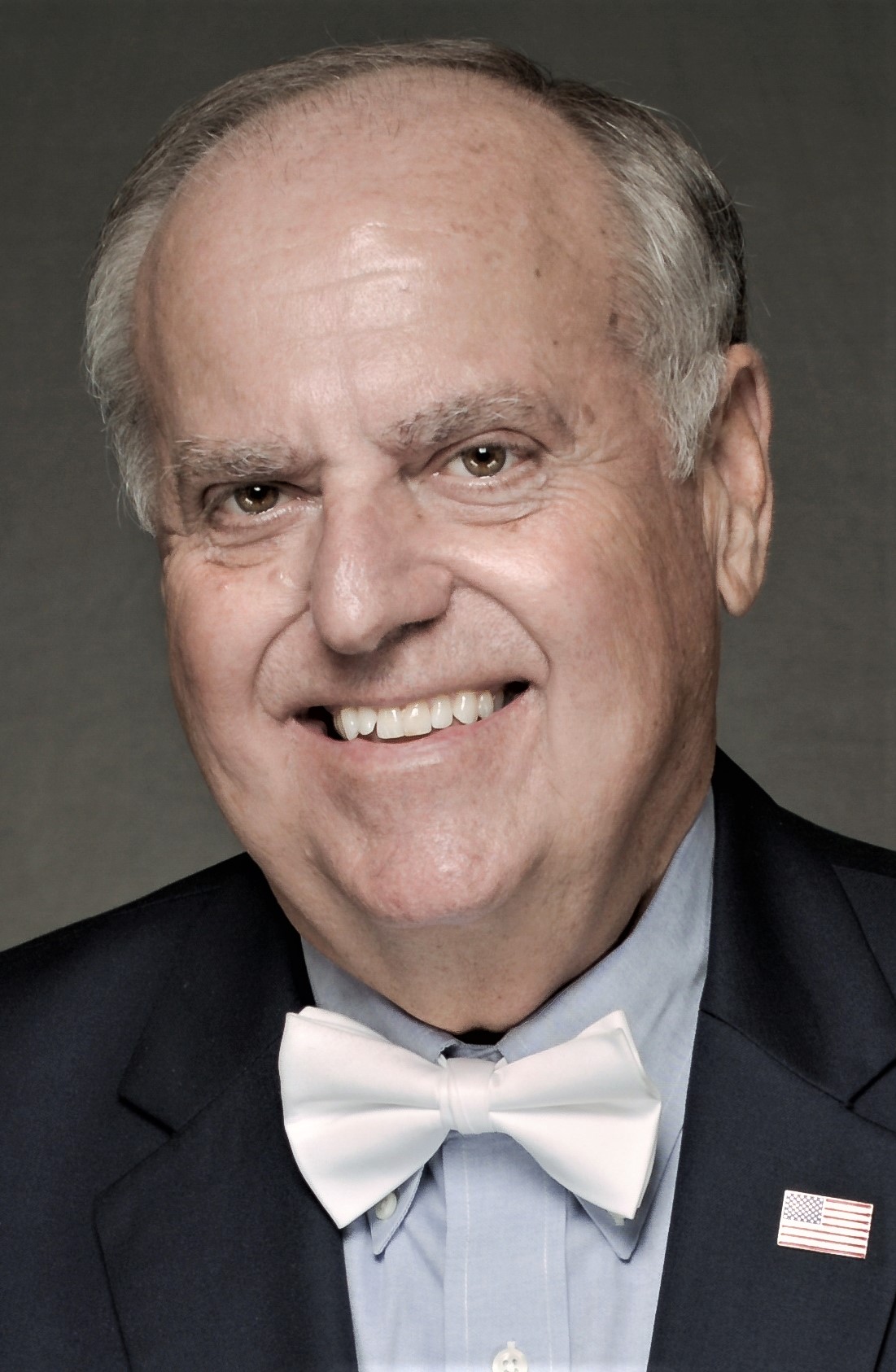 Wayne E Dodd