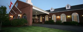Colonial Hotel 2