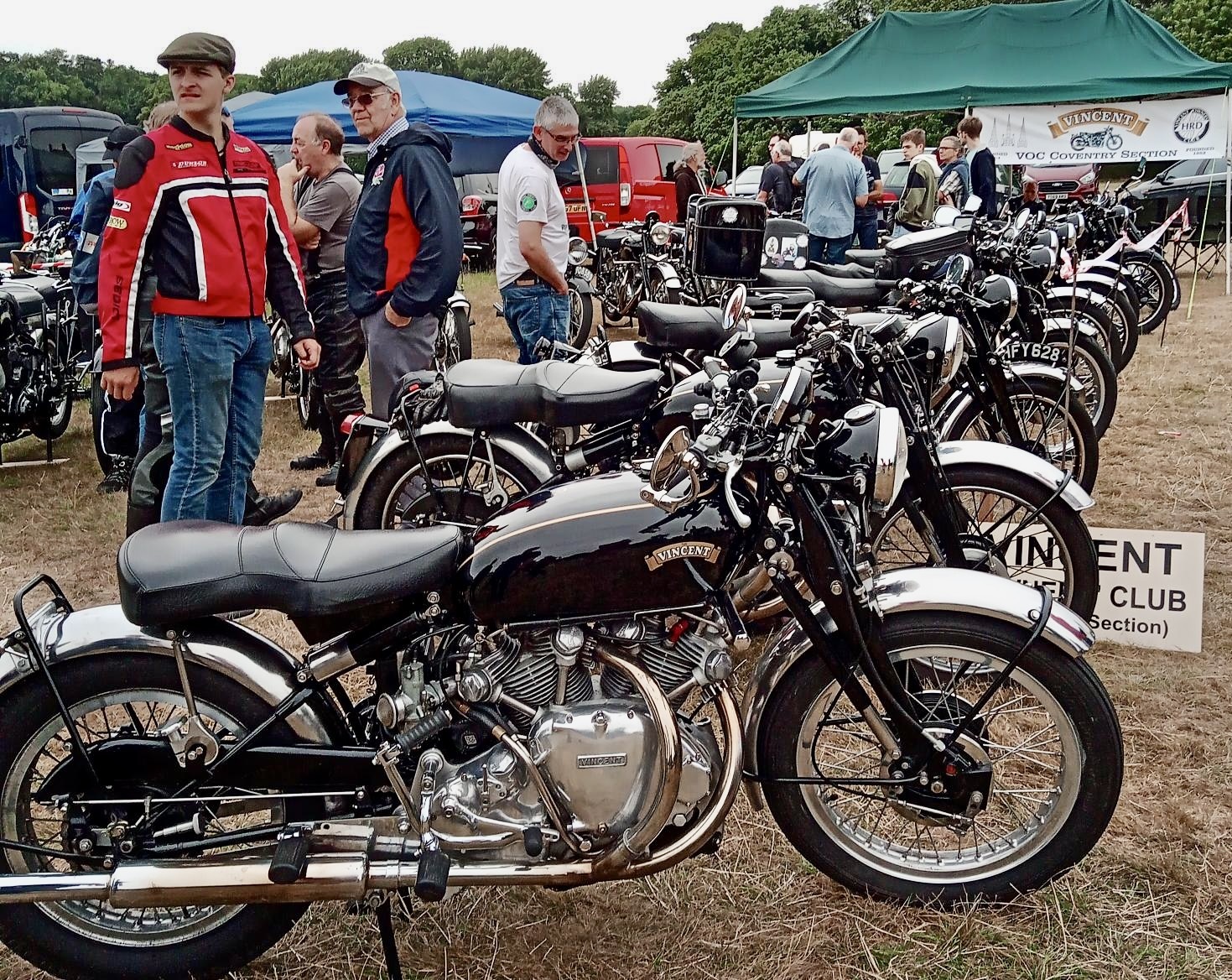 Vincents at VMCC Founder's Day Vincent H.R.D. Owners Club