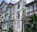 casa de 10 y medio cuartos en calle 23 vedado, plaza, la habana