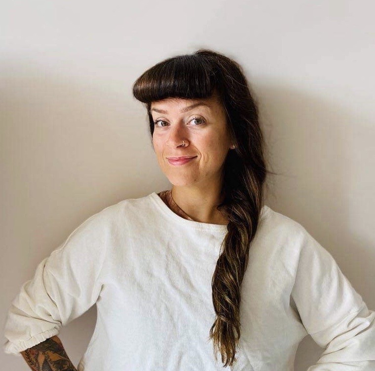Alexandrine Lebeau, Acupunctrice.