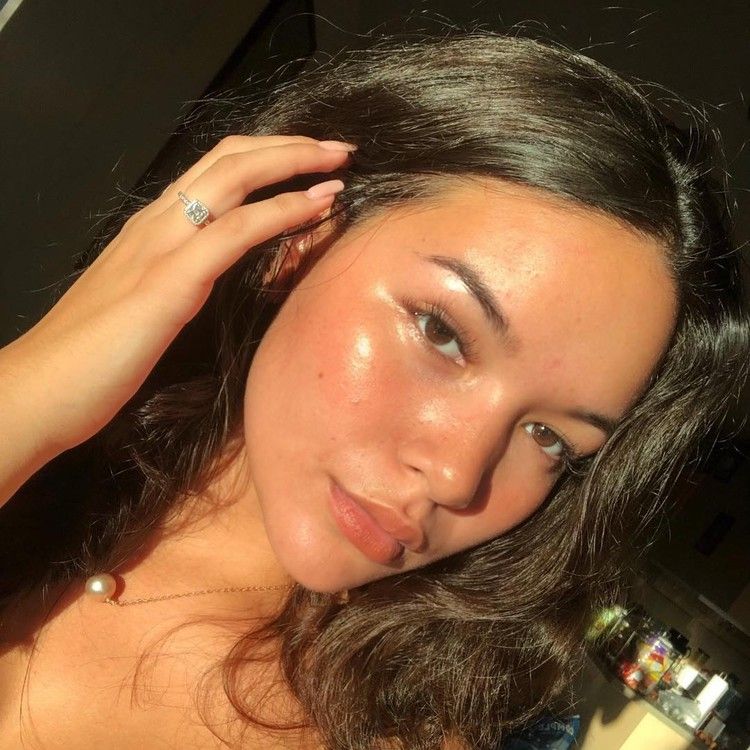 Glossy maquiagem com gloss