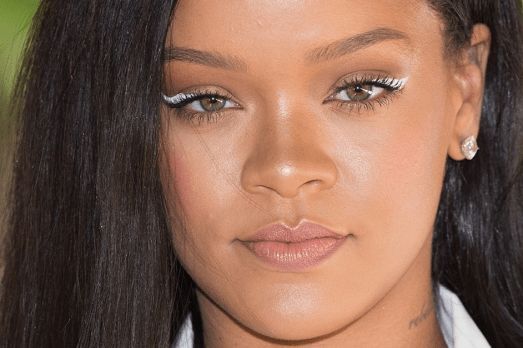 delineado rihanna