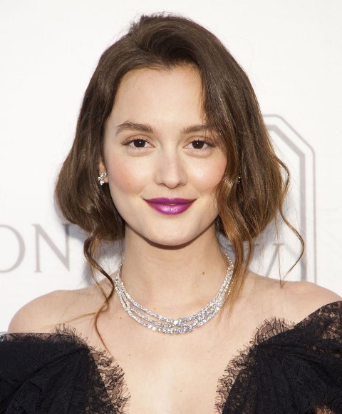 Leighton Meester - batom vinho