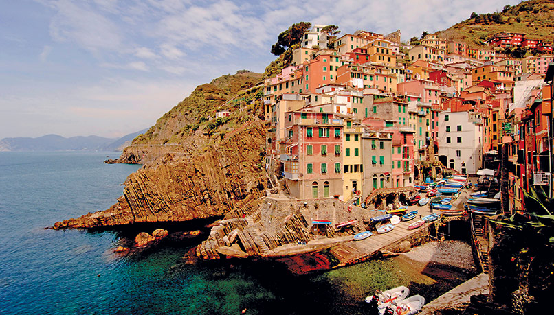 03WQTQ-cinqueterre-walking.jpg