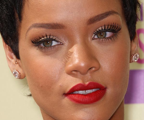 Rihanna maquiagem