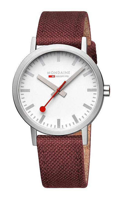 Mondaine Classic Watch A660.30360.17SBCproduct image