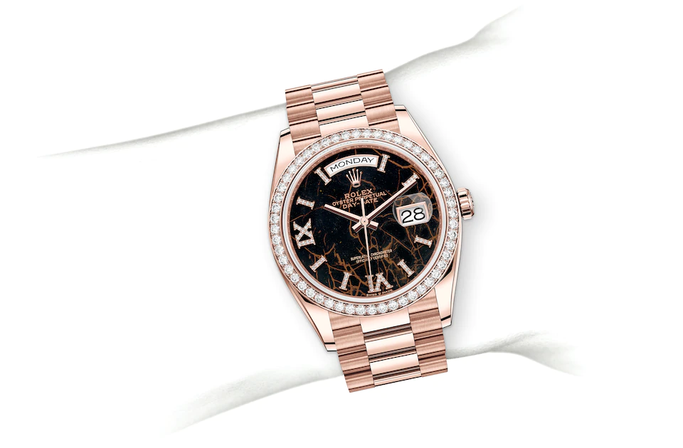 Rolex Day-Date in 18 ct Everose gold M128345RBR-0044 at Build