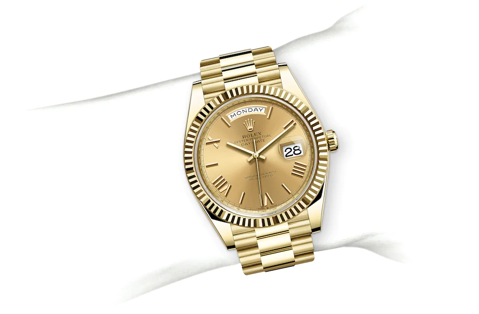 Rolex Day-Date in 18 ct yellow gold M228238-0006 at Build