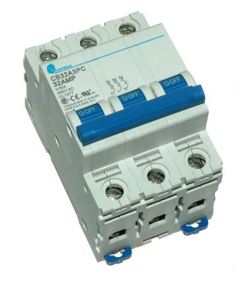 EE Controls CB32A3PC front image