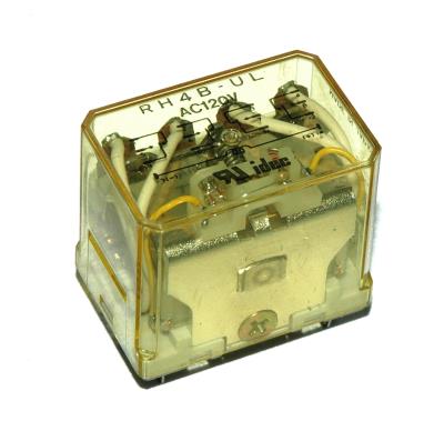 IDEC RH4B-UL-AC120V front image
