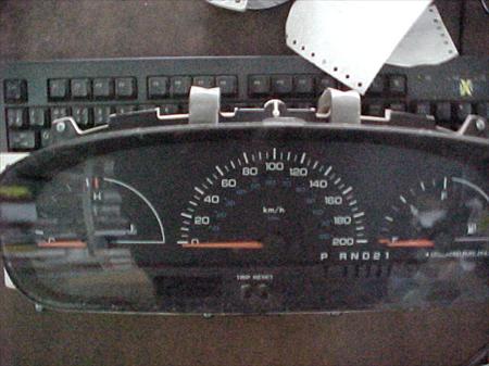  Gauges_And_Instrument_Panel 