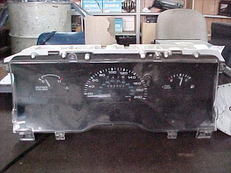  Gauges_And_Instrument_Panel 