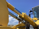 Bucket Tilt Cylinders