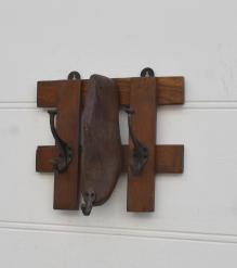 WOODEN SHOE LAST HANGER