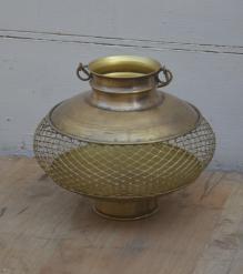 IRON POT